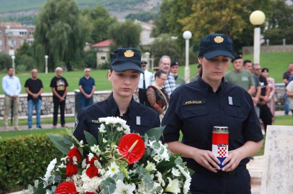 SOLIN Položeni vijenci povodom Dana pobjede i domovinske zahvalnosti i