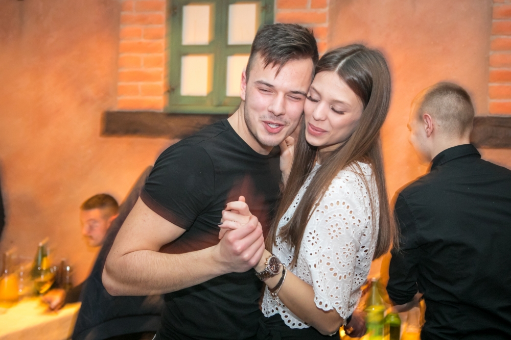 autorski show dating
