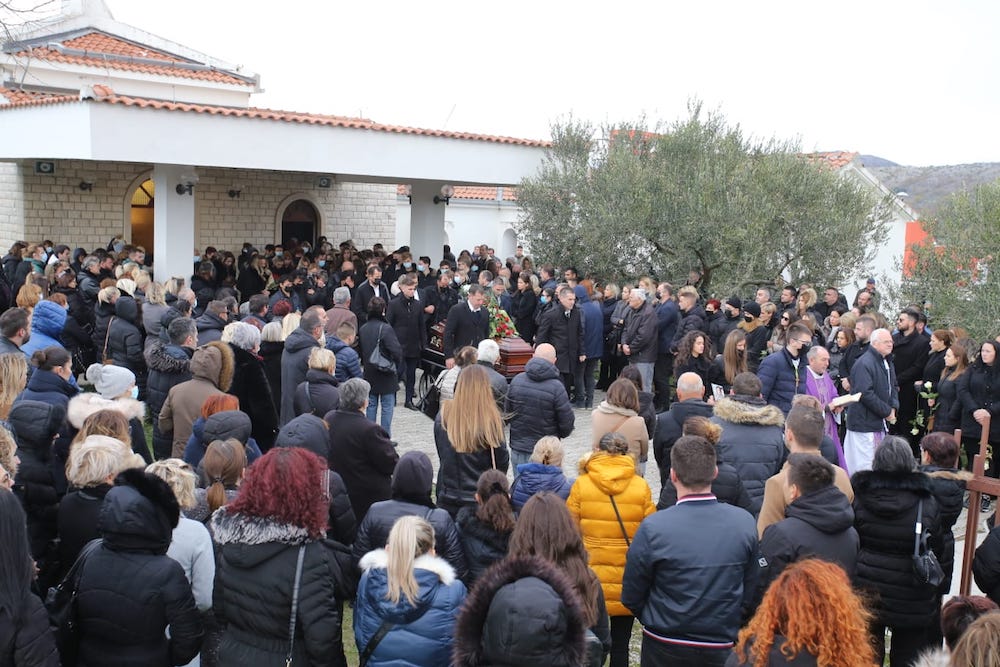 Pogreb u Dugopolju | Foto: Veljko Martinović