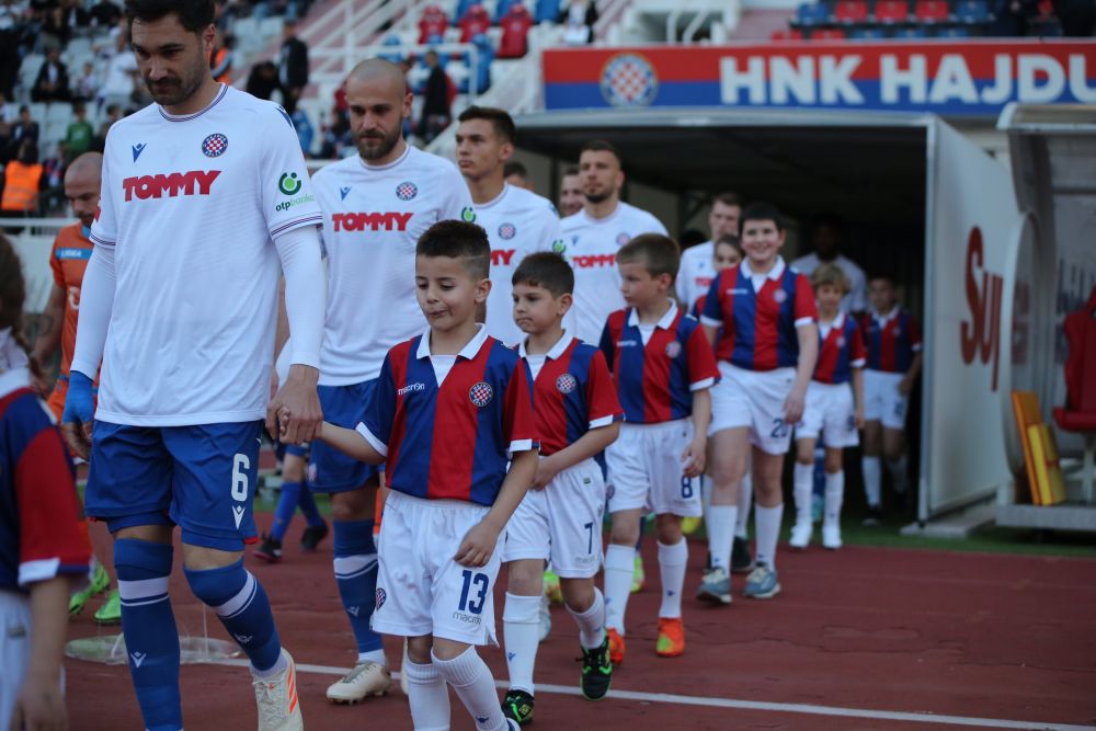 Croatian Football on X: HAJDUK AWAITS VARAŽDIN! A significant