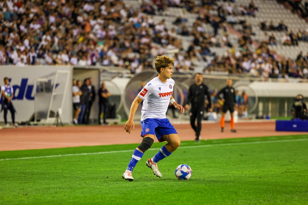 VIDEO Pogledajte golove kojima je Osijek šokirao čitav Poljud i potopio  Hajduk - Večernji.hr