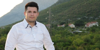 Ante Pranić: Ne želim više vidjeti plastičnu čašu na stolu gradske vijećnice ako možemo kupiti 30 staklenih