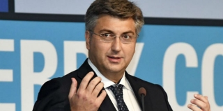 PLENKOVIĆ Bernardić se svojim izjavama diskvalificirao za bilo kakvu ozbiljniju dužnost
