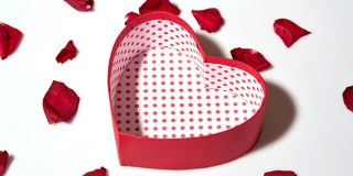 KOLUMNA KATE MIJIĆ: Treba li nam Valentinovo da bismo pokazali da nekoga volimo?
