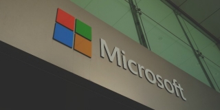 Microsoft će novinare zamijeniti umjetnom inteligencijom