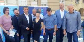 PAMETNO, FOKUS I STRANKA S IMENOM I PREZIMENOM: Ukidamo birokraciju 19. i 20. stoljeća