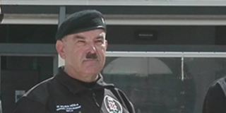 HOS-ovce policija pustila na kninski trg tek nakon svečanog programa