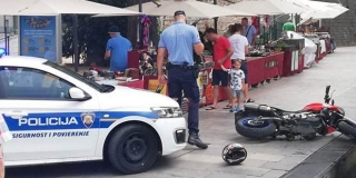 Bježao policiji na motoru u pješačkoj zoni, priveden sucu zbog remećenja reda i mira