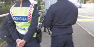 PROMETNA NA SIROBUJI Sudar tri auta ispod mosta