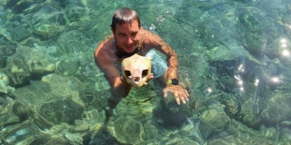 FOTOGALERIJA Održana najveća akcija čišćenja uvala u Jelsi, Vrbovskoj i Zavali