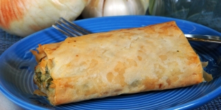 RECEPT Pita sa svježim i feta sirom i špinatom