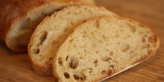 RECEPT Brzi kruh za sve koji nisu stigli u kupovinu