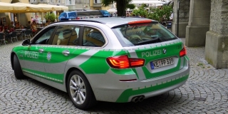 Vozač u Njemačkoj primjetio bosonogo dijete, policija zatekla tužnu scenu