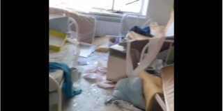 Zelenskij objavio snimku bombardiranog rodilišta: Djeca su pod ruševinama