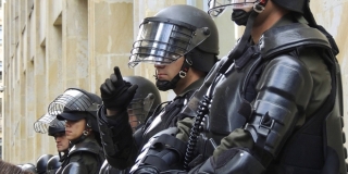 Napetosti u Novom Mestu: Pucnjava u romskim naseljima nakon prosvjeda, stigli specijalci