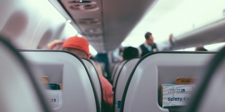 VIDEO: Stjuardesa putnicima ponudila 3500 dolara da napuste avion