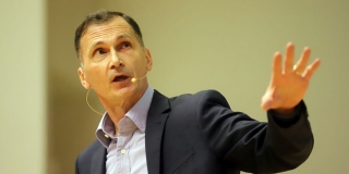 The Enterprise World posvetio naslovnicu i članak globalnim postignućima prof. dr. Dragana Primorca