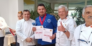 FOTO Dva zlata ŠKMER-ovom kuharu na međunarodnom natjecanju u Crnoj Gori