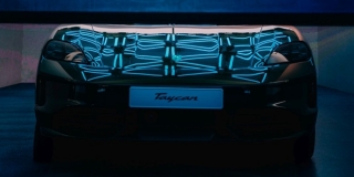 FOTOGALERIJA Na nesvakidašnjoj večeri premijerno predstavljen novi Porsche Taycan
