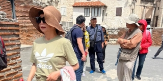 NON PARLO CROATO Ilegalni vodiči u Splitu prolaze lišo, jer inspektori nemaju sudskog tumača