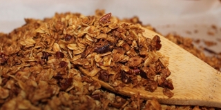 RECEPT Domaća granola za ljubitelje kakaa