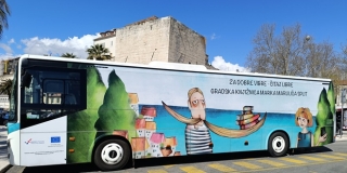 FOTO Na Rivi obilježena druga godina rada županijske Bibliobusne službe GKMM