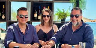 VIDEO Nesnosne gužve u Podstrani pretvorene u - umjetnost, Likarija duo otkrio nam što slijedi
