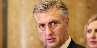 PLENKOVIĆ U PARIZU 'Hrvatska  neće slati svoje vojnike na ukrajinski teritorij'