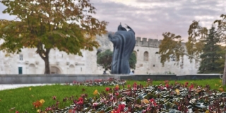 PARKOVI I NASADI 'Korak po korak, oblik po oblik, Đardin opet blista'