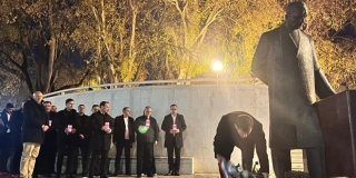 FOTO/VIDEO: HDZ-ovci odali počast Franji Tuđmanu uoči 26. obljetnice smrti