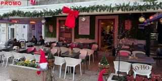 PIJACA SINJ Mjesto gdje se kava pije bez žurbe, pizza dijeli s ekipom, a palačinke biraju s mukom