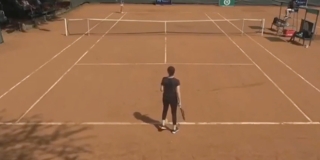 VIDEO Profesionalni teniski meč iz Nairobija postao hit na mrežama: Kao da nikad nije uzela reket u ruke