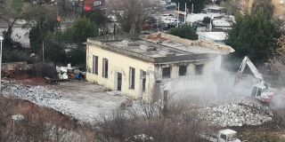 FOTO Srušila se zgrada u Spinutu, gradit će se nova 