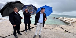 FOTO/VIDEO Nakon olujnog juga Kaštela zbrajaju štete