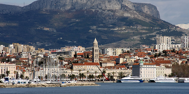Split: 23-godišnjakinji u stanu slomio rebra