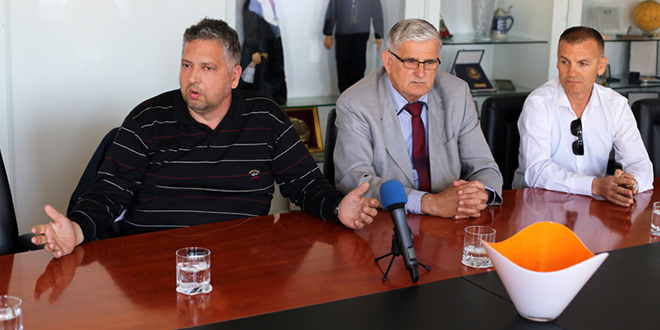 Nezavisni vijećnici: Za sve je kriv Goran Sučić, on želi pljuvanje po ideološkoj osnovi!