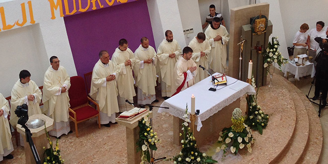 Na Mertojaku misu služi prvi mladomisnik u povijesti župe