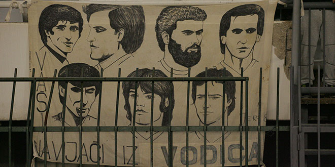 Torcida Vodice već 35 godina čuva transparent, koji se prvi put pojavio na utakmici Hajduka u Stuttgartu