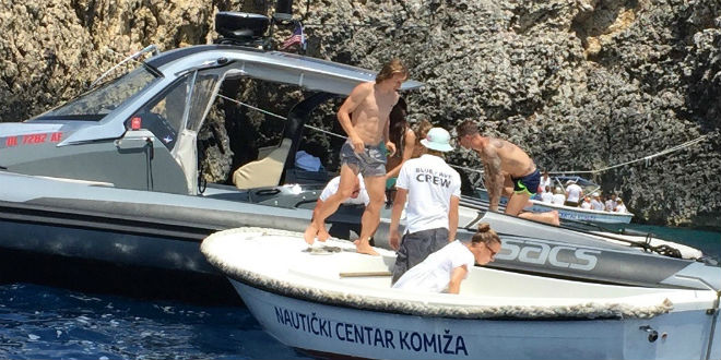 EKSKLUZIVNO Luka Modrić i Sergio Ramos posjetili Modru špilju na Biševu
