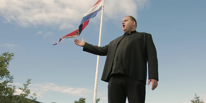 Metkovski tenor Branko Medak posvetio pjesmu Vukovaru
