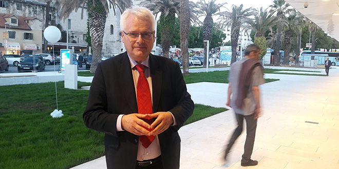 Josipović u Splitu: Neugodno me iznenadio Plenkovićev govor