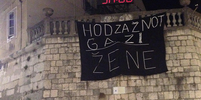 Transparent u Marmontovoj: 'Hod za život gazi žene'
