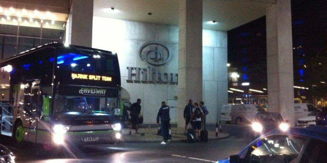 Momčad Hajduka u ponoć stigla u svoj hotel u Liverpoolu
