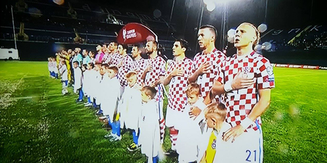 Hrvatska igra u otužnoj atmosferi Maksimira, komentator zavapio: Jedino Poljud ispunjava uvjete