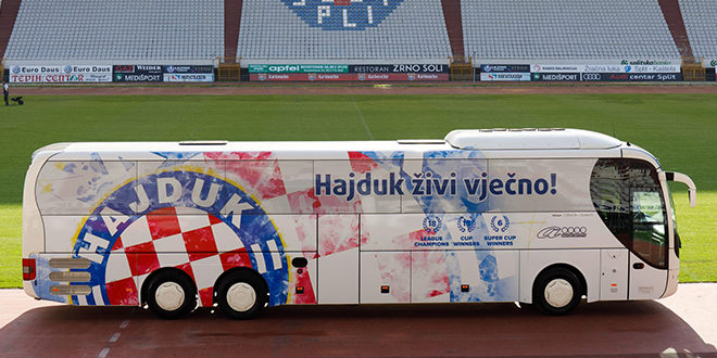 Hajduk predstavio novi klupski autobus