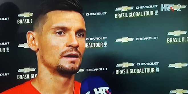 LOVREN U 'RATU' S NOVINAROM 'Neću dopustiti ovako iživljavanje nad mojim likom i djelom'