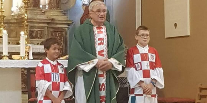 Misa u Starom Gradu u bojama Hrvatske