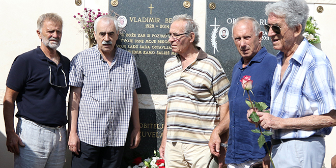 DANAS BI NAVRŠIO 90 GODINA: Na Lovrincu su upaljene svijeće i položeni vijenci u čast Vladimira Beare