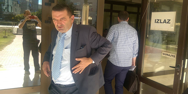 Ivan Škaričić ponovno osuđen, Gradu Omišu mora nadoknaditi štetu od 10 i pol tisuća eura 