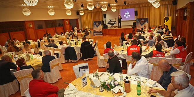 Marina Frapa Resort Rogoznica pod punim jedrima otvorila Frapa Business Cup 2018. 